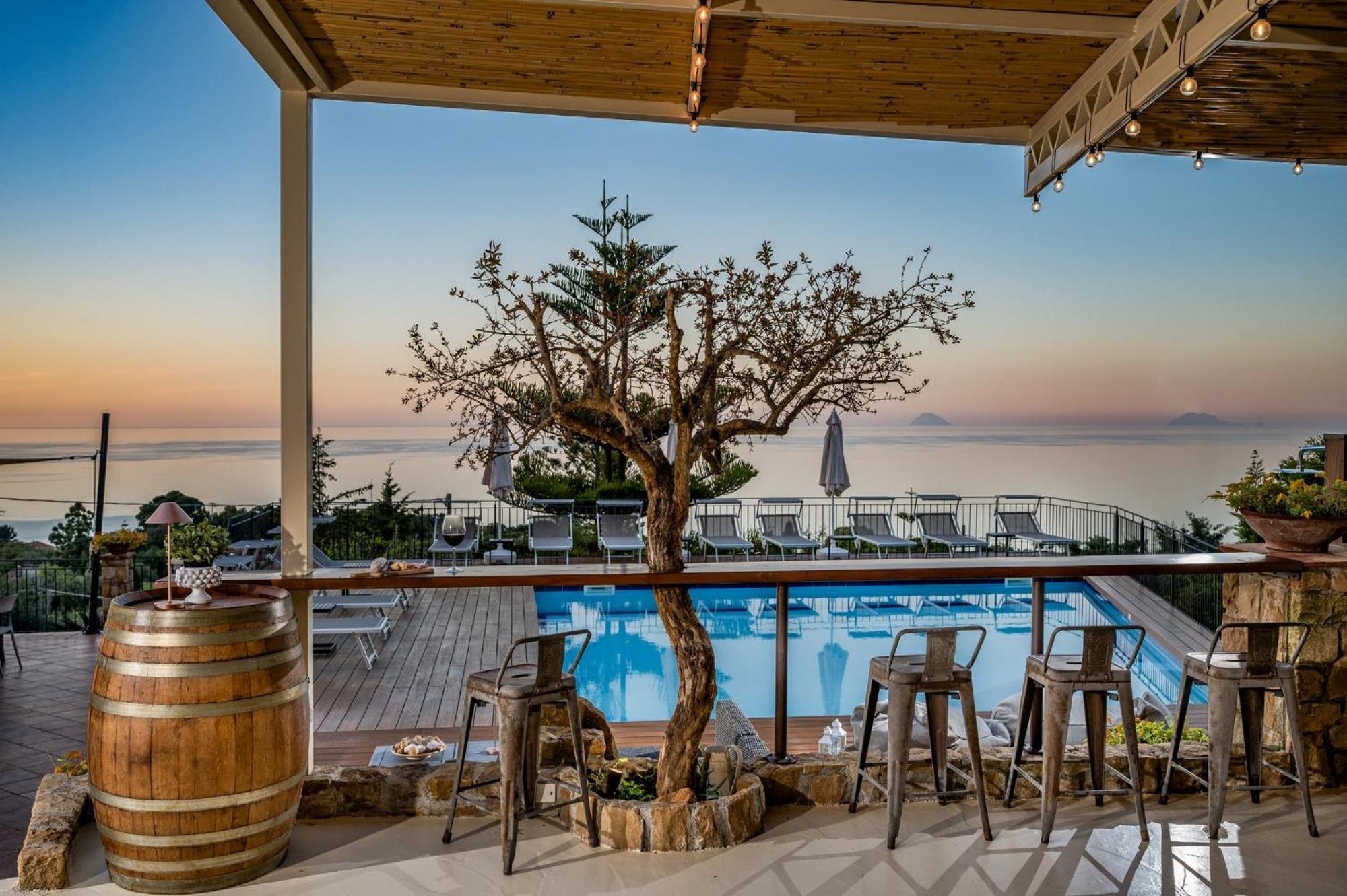 Villa Provenza 12&4, Emma Villas เชฟาลู ภายนอก รูปภาพ