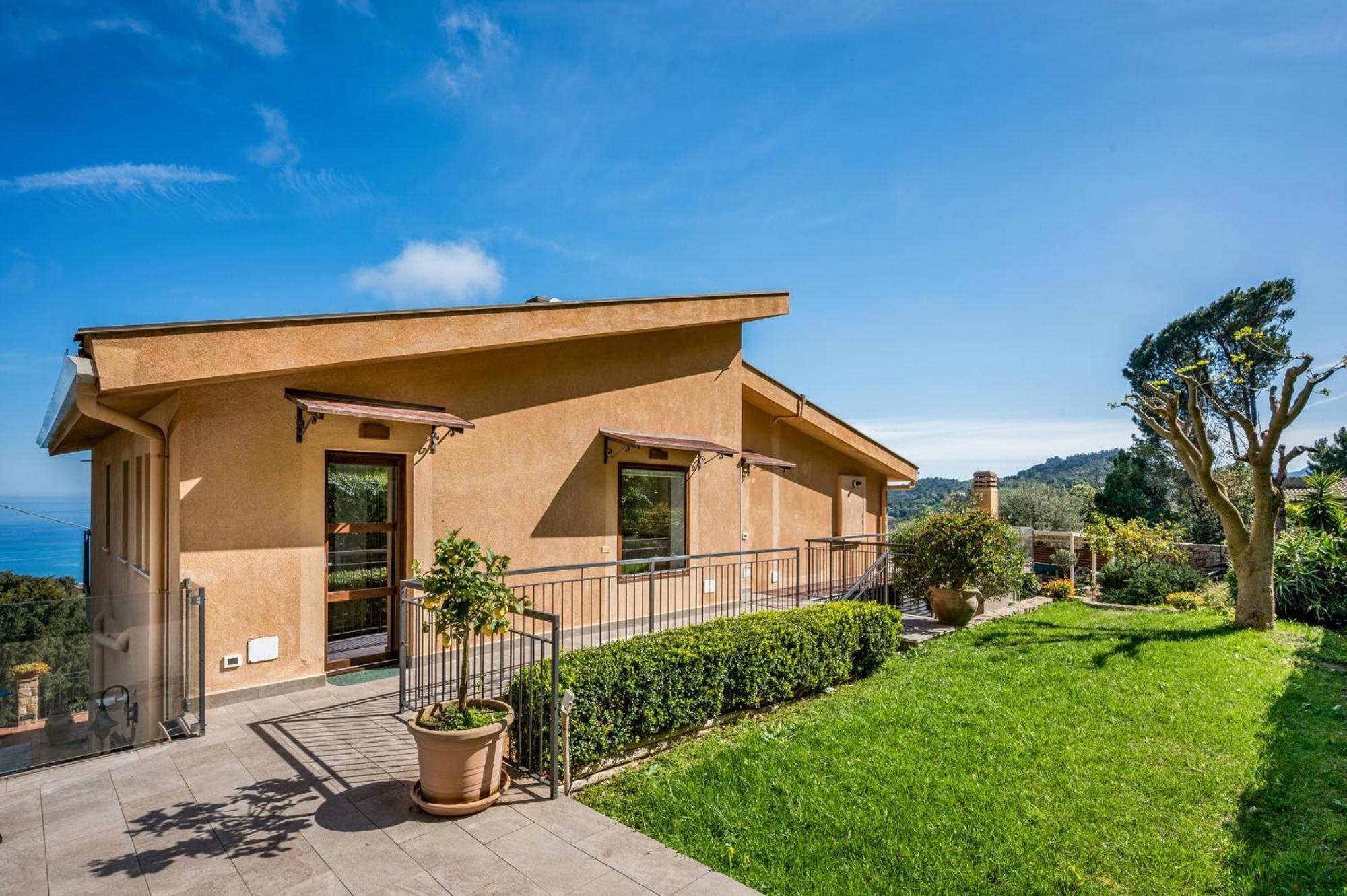 Villa Provenza 12&4, Emma Villas เชฟาลู ภายนอก รูปภาพ