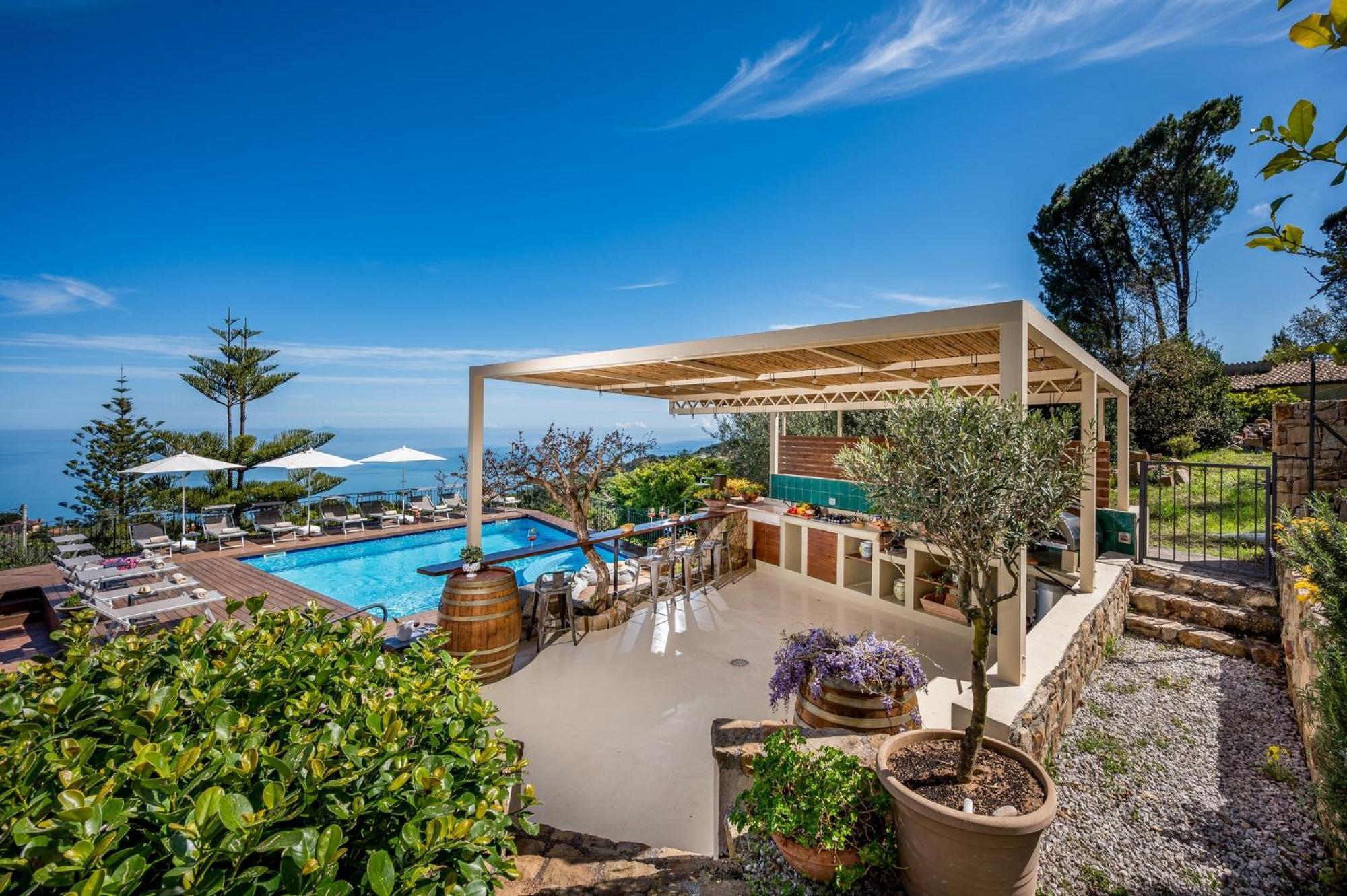 Villa Provenza 12&4, Emma Villas เชฟาลู ภายนอก รูปภาพ