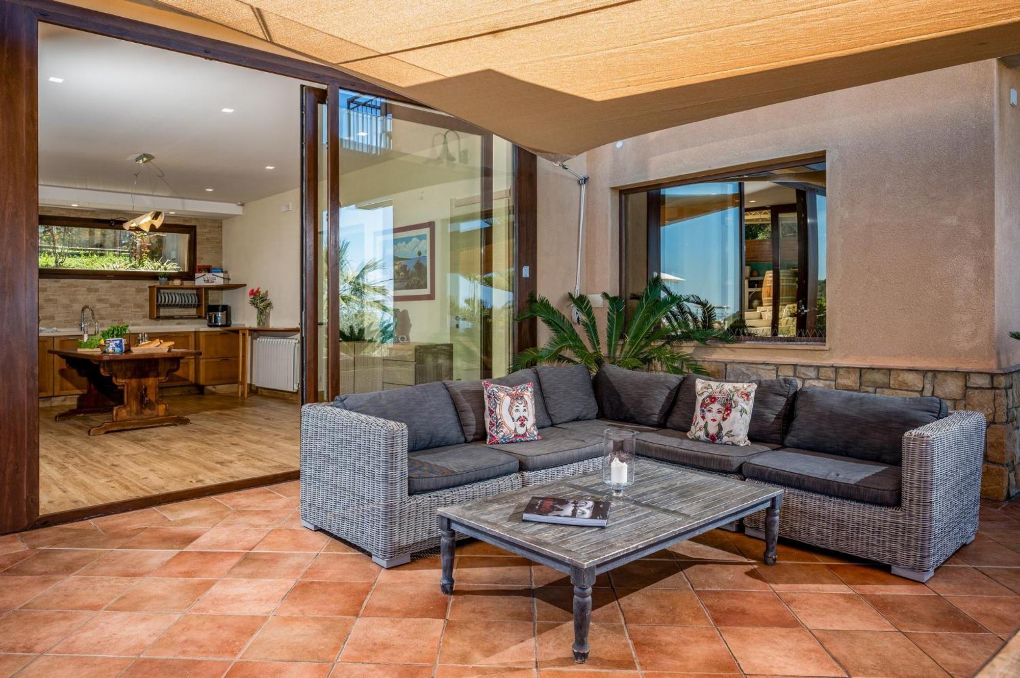 Villa Provenza 12&4, Emma Villas เชฟาลู ภายนอก รูปภาพ