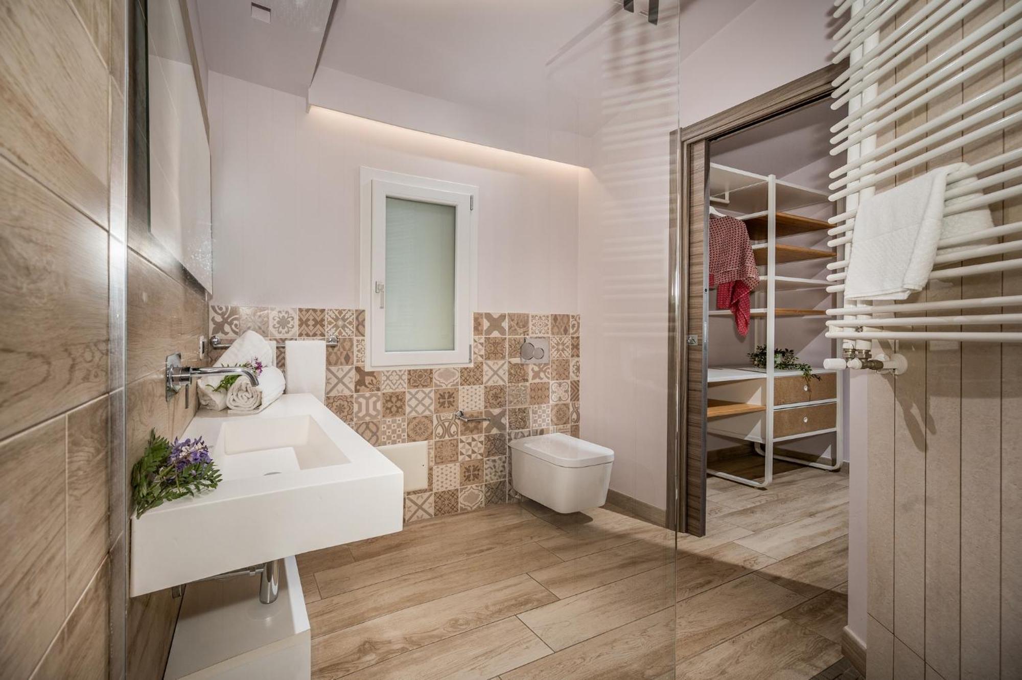 Villa Provenza 12&4, Emma Villas เชฟาลู ภายนอก รูปภาพ