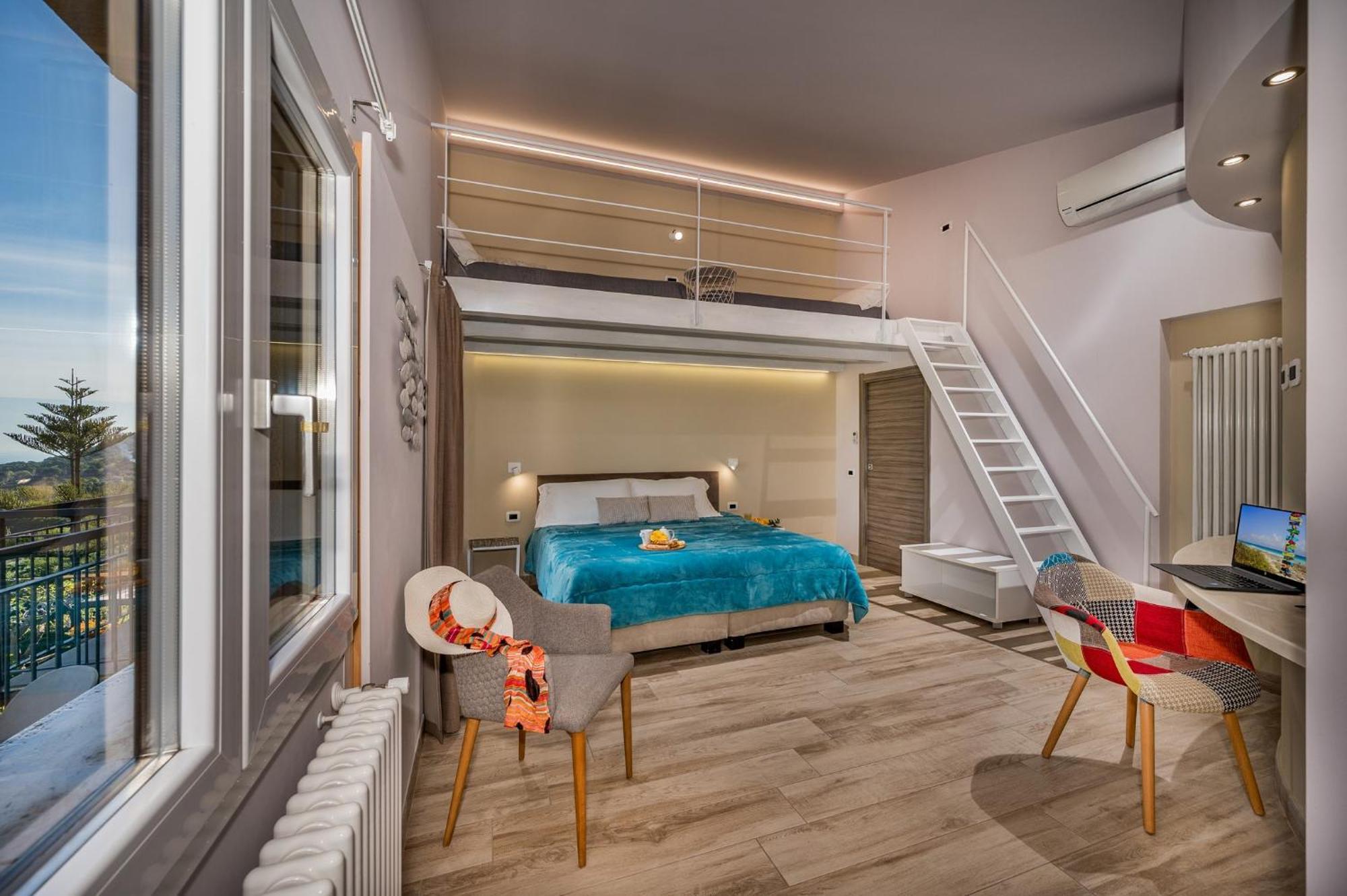 Villa Provenza 12&4, Emma Villas เชฟาลู ภายนอก รูปภาพ
