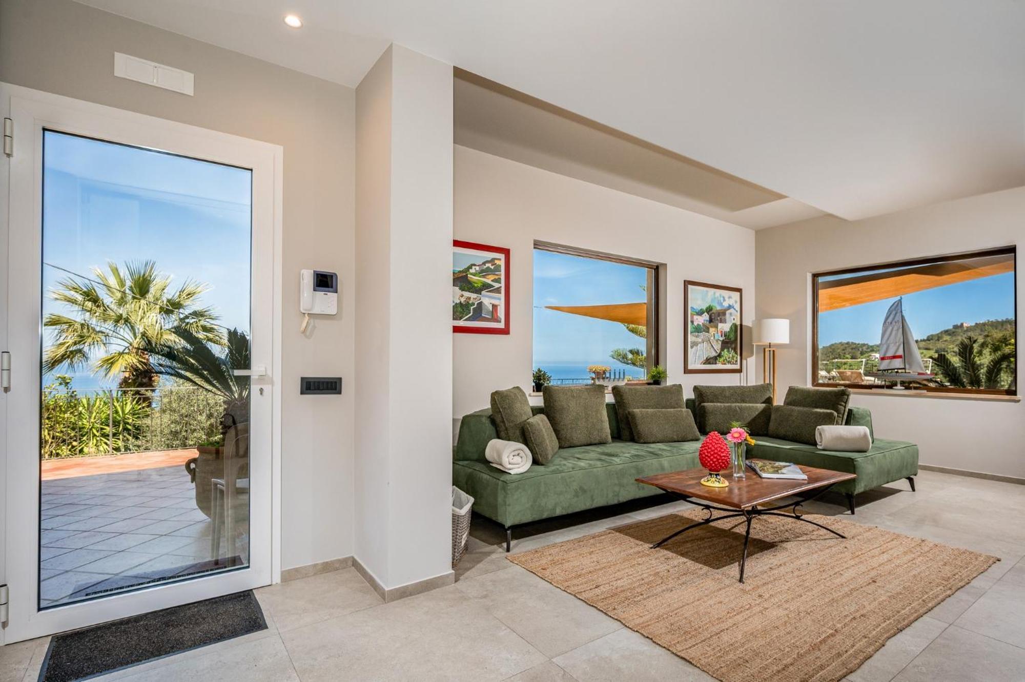 Villa Provenza 12&4, Emma Villas เชฟาลู ภายนอก รูปภาพ